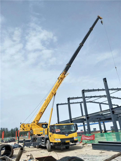 林州市超高层建筑钢结构吊装案例